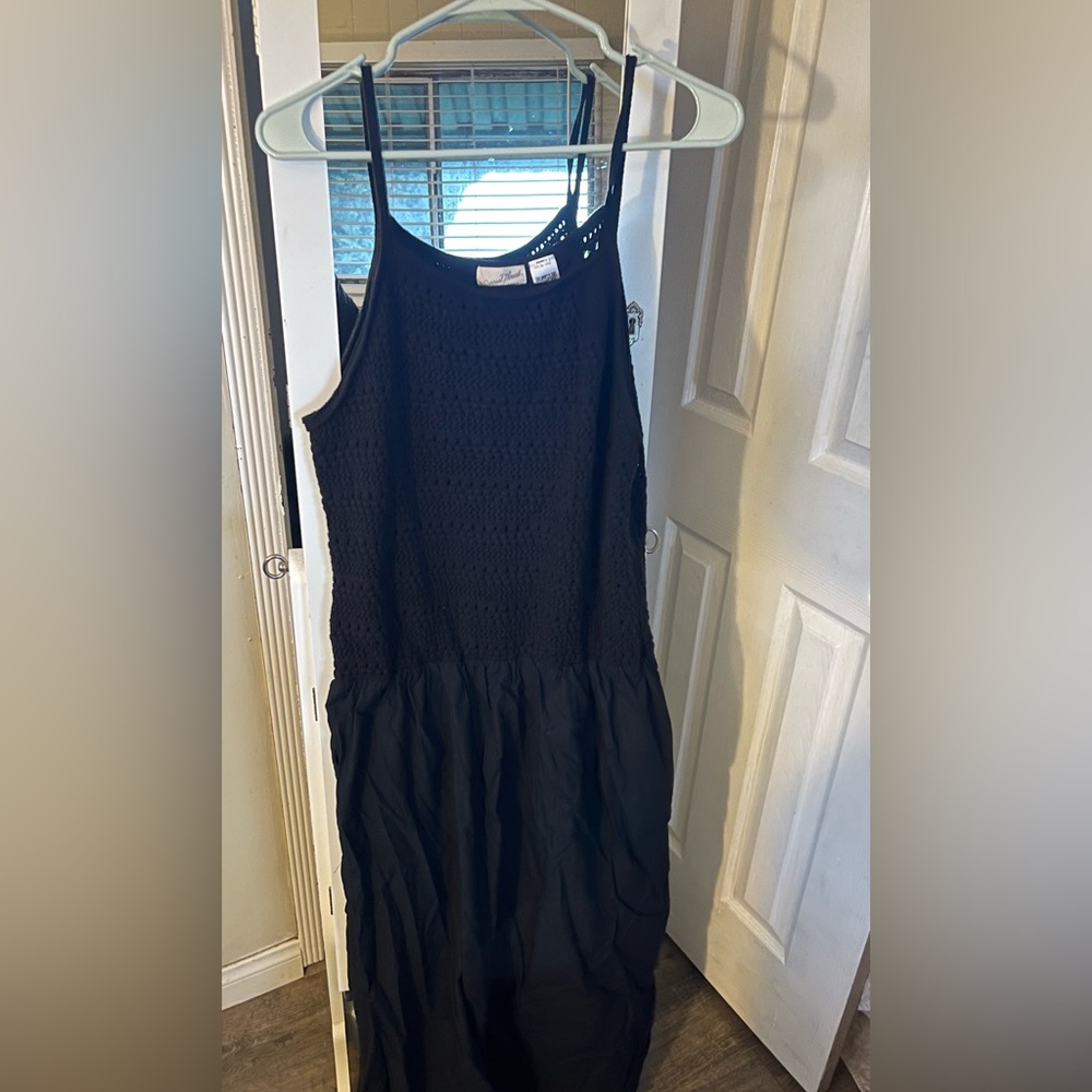 Universal Thread Black Sleeveless Crochet Top Maxi Dress